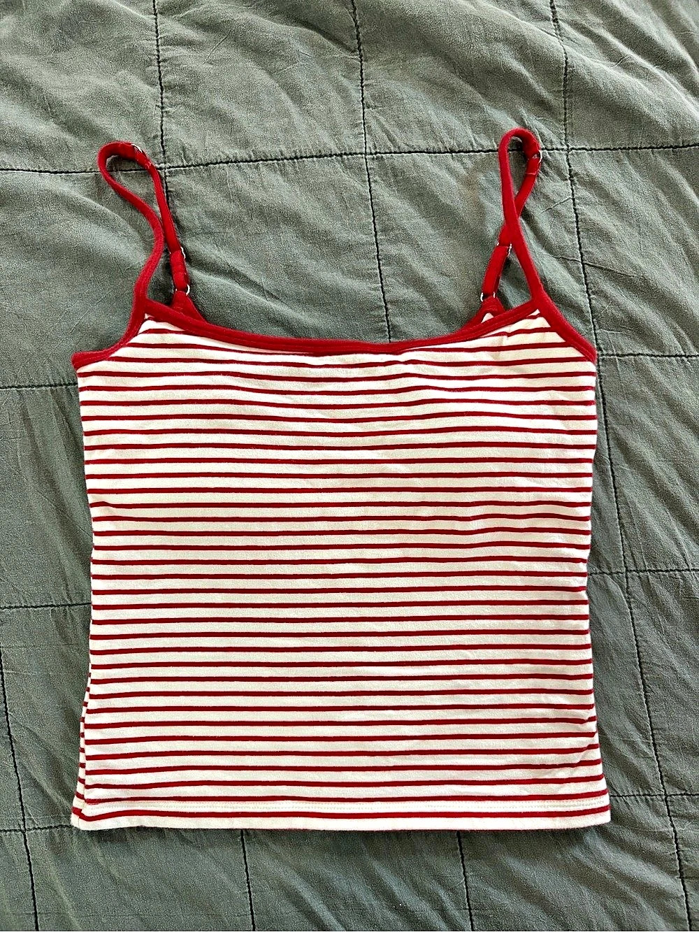 Abercrombie & Fitch Bra-Free 90s Cami Striped Tank Red & White Medium